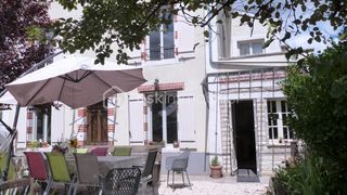  Maison � vendre 9 pi�ces 130 m�