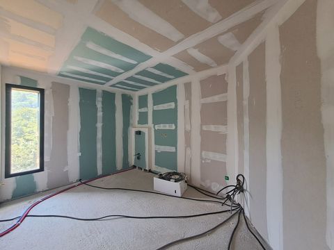   Maison contemporaine en ossature bois � � finir selon vos go�ts � Proche lac de Villefort Maison - 1 pi�ce(s) - 122 m�