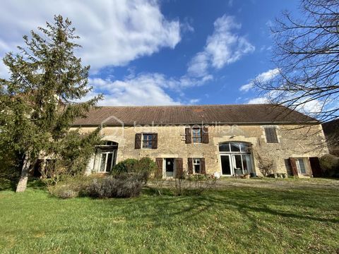   Magnifique corps de ferme aux portes du Morvan Maison - 7 pi�ce(s) - 200 m�