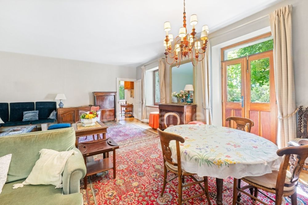 � vendre  Maison Gex (01170)