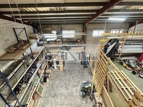 ENTREPOT BUREAUX A VENDRE BRIE COMTE ROBERT 540000 77170 Brie comte robert