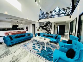  Loft � vendre 6 pi�ces 225 m�