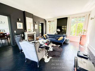  Maison � vendre 9 pi�ces 215 m�