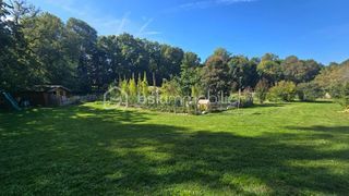  Propri�t�/ch�teau � vendre 15 + pi�ces 530 m�