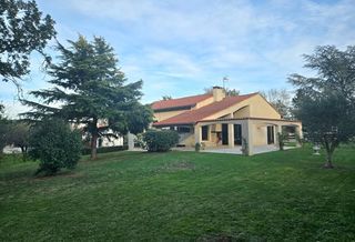  Maison � vendre 4 pi�ces 144 m�