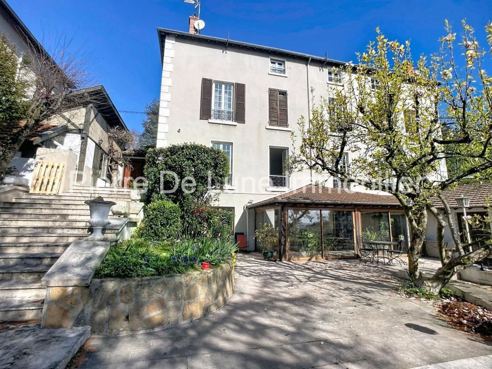 � vendre  Propri�t�/ch�teau Caluire-et-Cuire (69300)