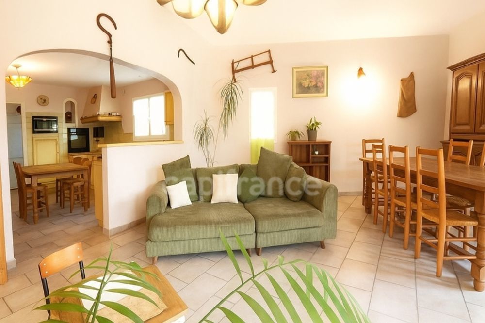 � vendre  Maison Fontvieille (13990)