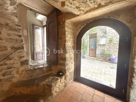   Maison de village dans les remparts Maison - 6 pi�ce(s) - 110 m�