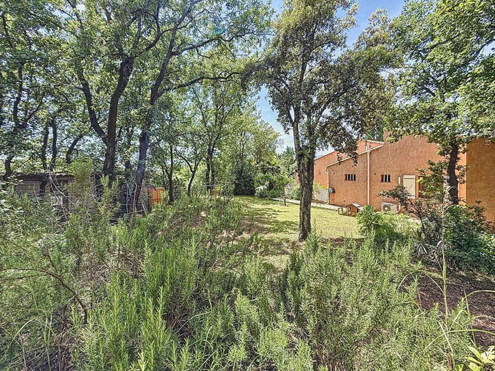 � vendre  Maison Cuers (83390)