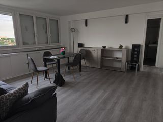  Appartement � louer 2 pi�ces 57 m�