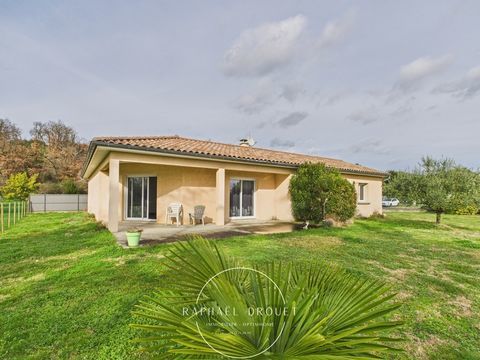   A LOUER MAISON FAMILIALE PLAIN-PIED � 3 CHAMBRES � GARAGE DOUBLE � 1500 M2 DE TERRAIN Maison - 4 pi�ce(s) - 96 m�