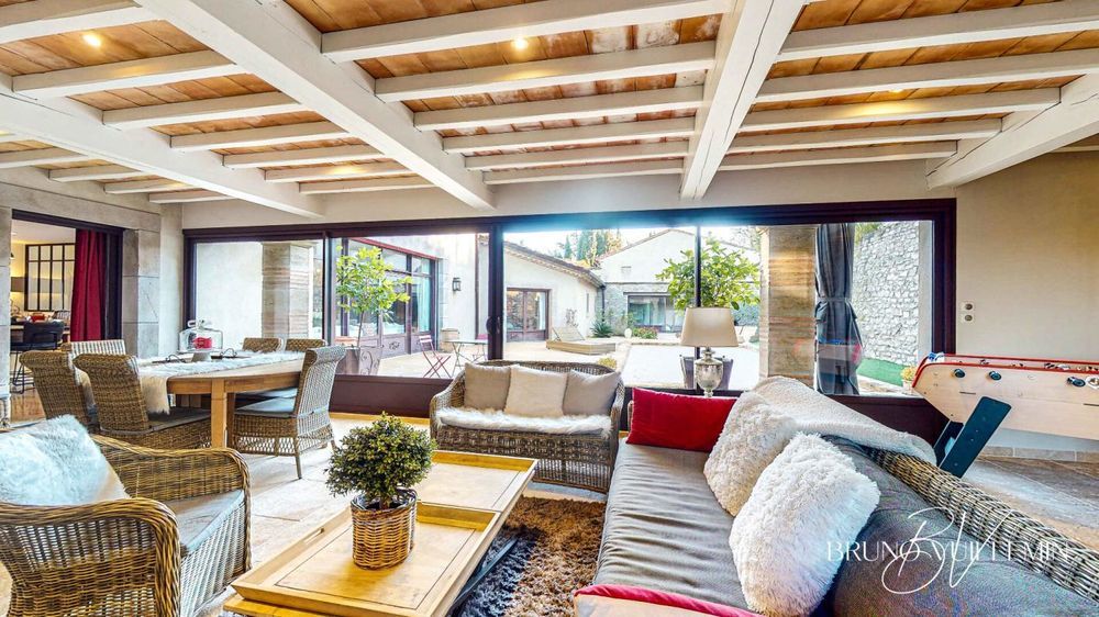 � vendre  Propri�t�/ch�teau Carcassonne (11000)