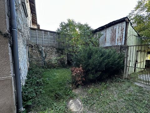   Maison Maison - 6 pi�ce(s) - 111 m�