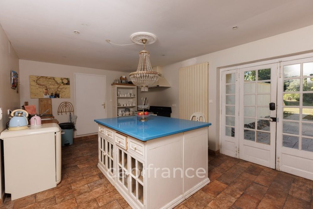 � vendre  Propri�t�/ch�teau Brive-la-Gaillarde (19100)