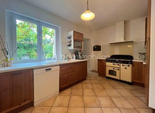  Propri�t�/ch�teau � vendre 13 pi�ces 265 m�