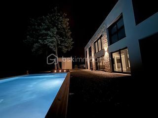  Maison � vendre 7 pi�ces 293 m�