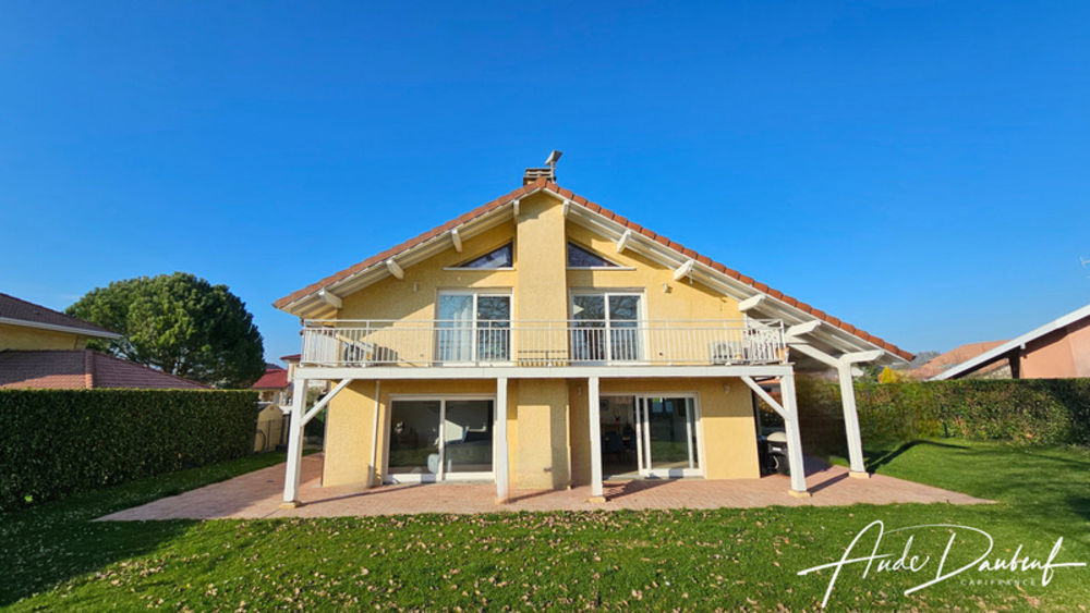 � vendre  Maison Saint-Julien-en-Genevois (74160)