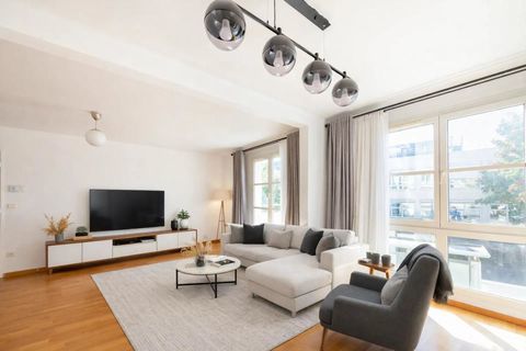   Appartement de 5 pi�ces de 92 m� situ� � Montigny-le-Bretonneux Appartement - 5 pi�ce(s) - 92 m�