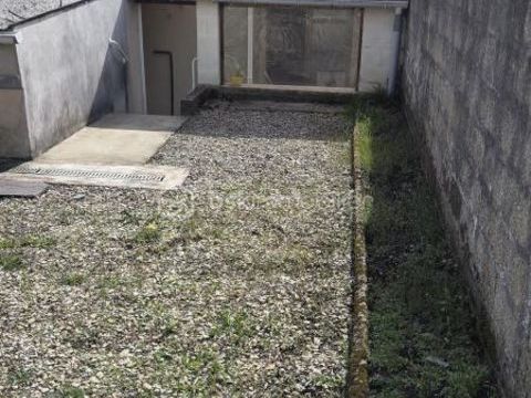   Maison de village avec jardin et terrasse � fort potentiel, Id�al investissement Maison - 3 pi�ce(s) - 103 m�