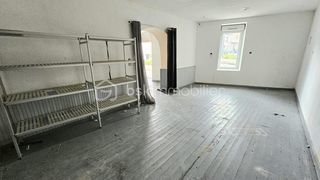  Immeuble � vendre 6 pi�ces 209 m�