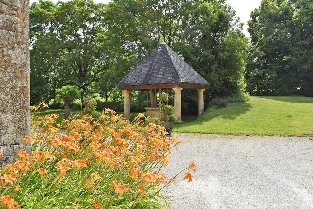 � vendre  Propri�t�/ch�teau Marcillac-Saint-Quentin (24200)