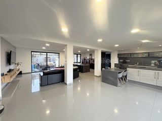  Maison � vendre 8 pi�ces 243 m�