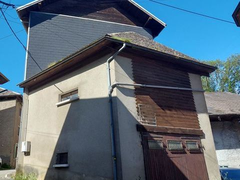   Maison de village 6P 147 m2 CHAMOUX-SUR-GELON (73390) Maison - 6 pi�ce(s) - 147 m�