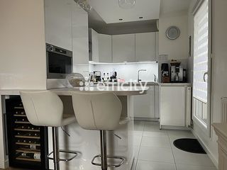  Appartement � vendre 4 pi�ces 80 m�