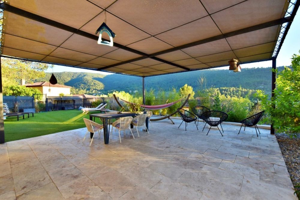 � vendre  Maison Solli�s-Toucas (83210)