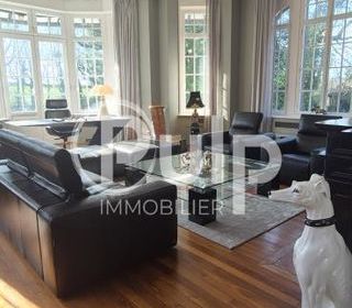  Propri�t�/ch�teau � vendre 10 pi�ces 436 m�