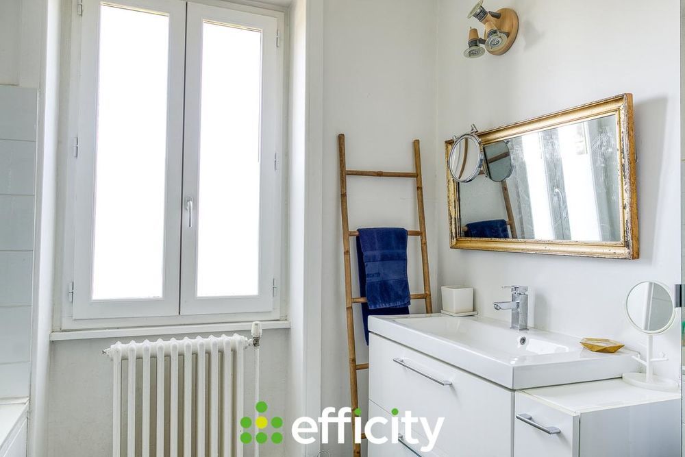 � vendre  Propri�t�/ch�teau Gleiz� (69400)