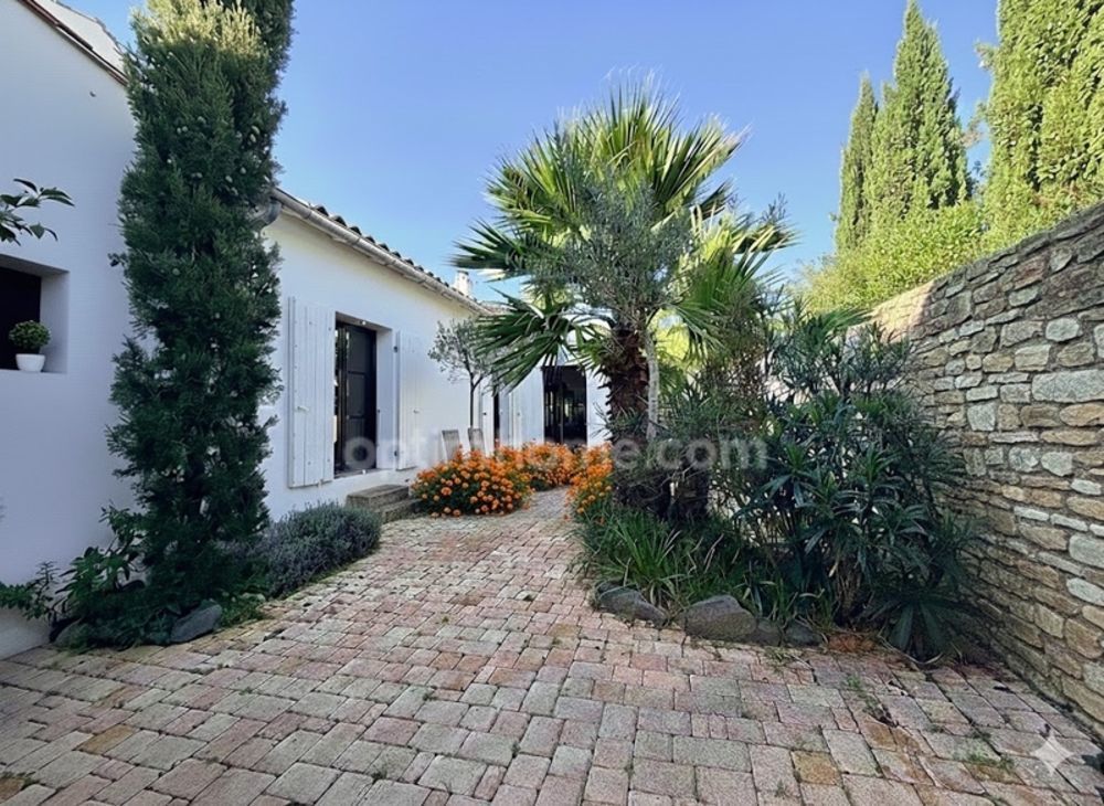 � vendre  Maison Le Bois-Plage-en-R� (17580)