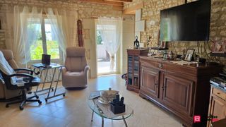  Maison � vendre 7 pi�ces 228 m�