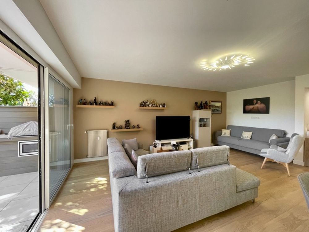 � vendre  Appartement Roquebrune-Cap-Martin (06190)