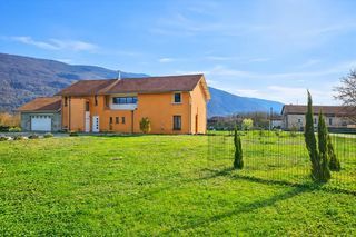  Maison � vendre 5 pi�ces 230 m�