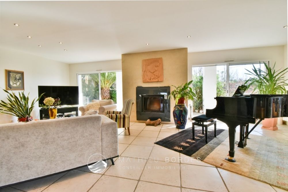 � vendre  Villa Villefranque (64990)