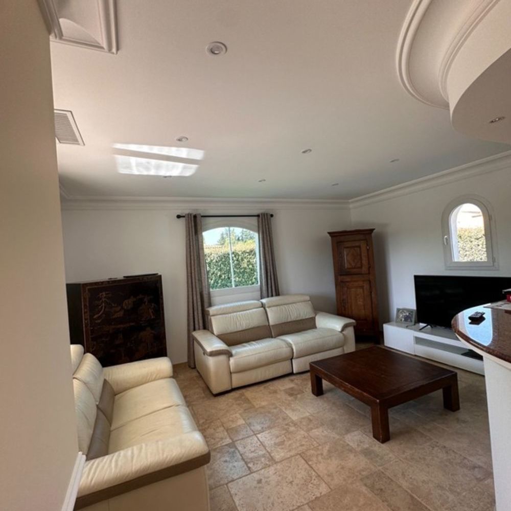 � vendre  Villa Le Muy (83490)