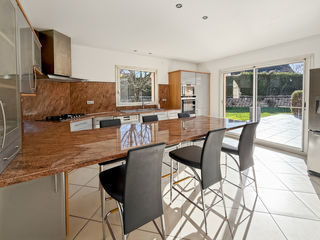  Maison � vendre 7 pi�ces 228 m�