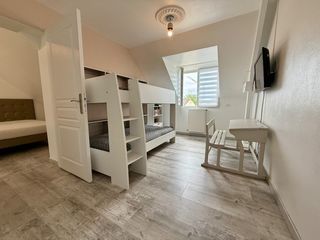  Maison � vendre 9 pi�ces 180 m�