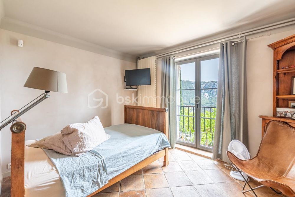 � vendre  Maison Le Revest-les-Eaux (83200)