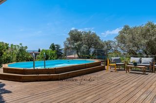  Maison � vendre 8 pi�ces 210 m�