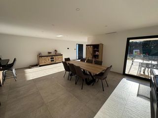  Villa � vendre 5 pi�ces 165 m�