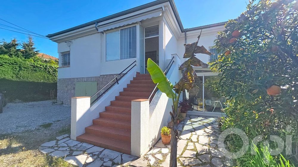 � vendre  Villa Antibes (06600)