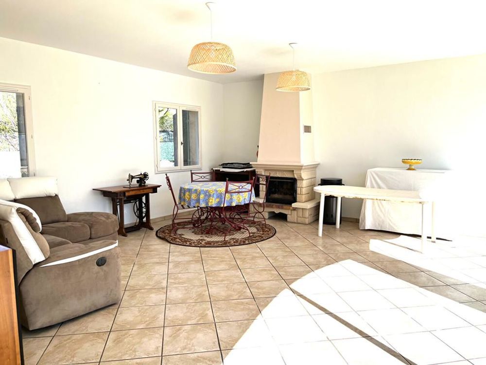 � vendre  Villa Vidauban (83550)