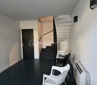  Immeuble � vendre 10 pi�ces 270 m�