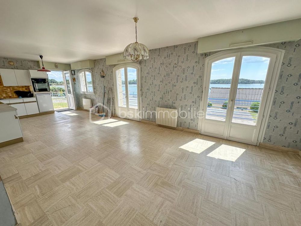 � vendre  Maison Locoal-Mendon (56550)