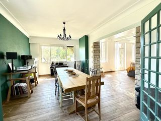  Propri�t�/ch�teau � vendre 7 pi�ces 256 m�