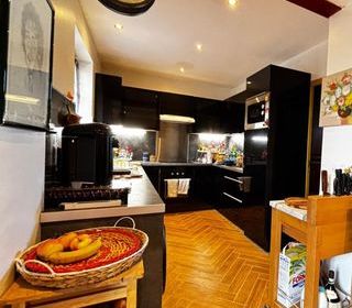  Propri�t�/ch�teau � vendre 4 pi�ces 110 m�