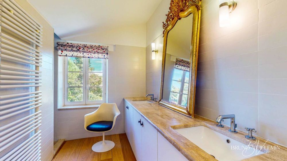 � vendre  Propri�t�/ch�teau Carcassonne (11000)