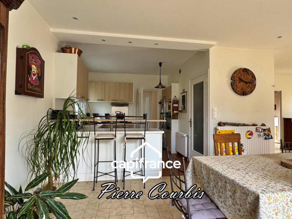 � vendre  Maison Bron (69500)